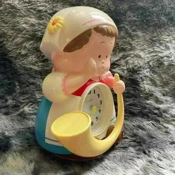 Vintage Citizen Alarm  Clock Child with Swiss Horn Very Loud Alarm 6 1/2" tall - Picture 6 of 17